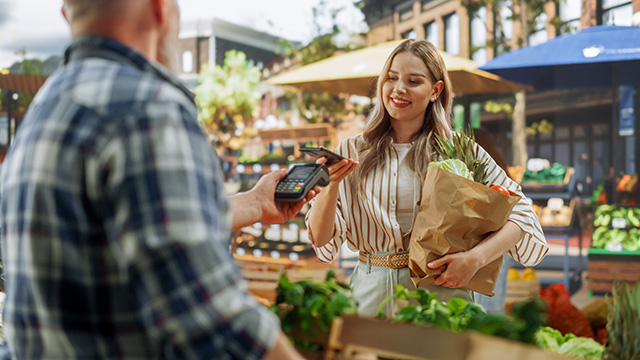 paying with credit card for groceries
